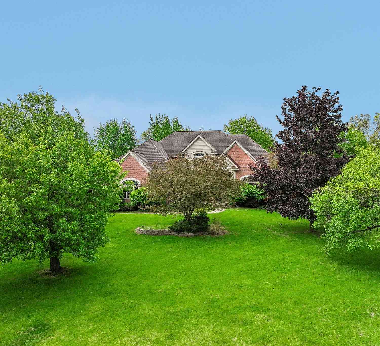 Homes For Rent - 1819 Brookview Drive<br/> Saline, MI 48176