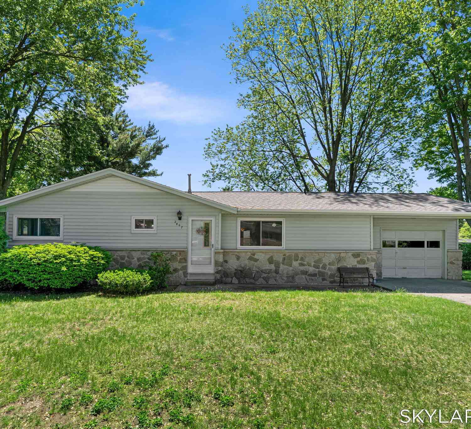 Homes For Sale - 2467 Kimberly<br/> Muskegon, MI 49444