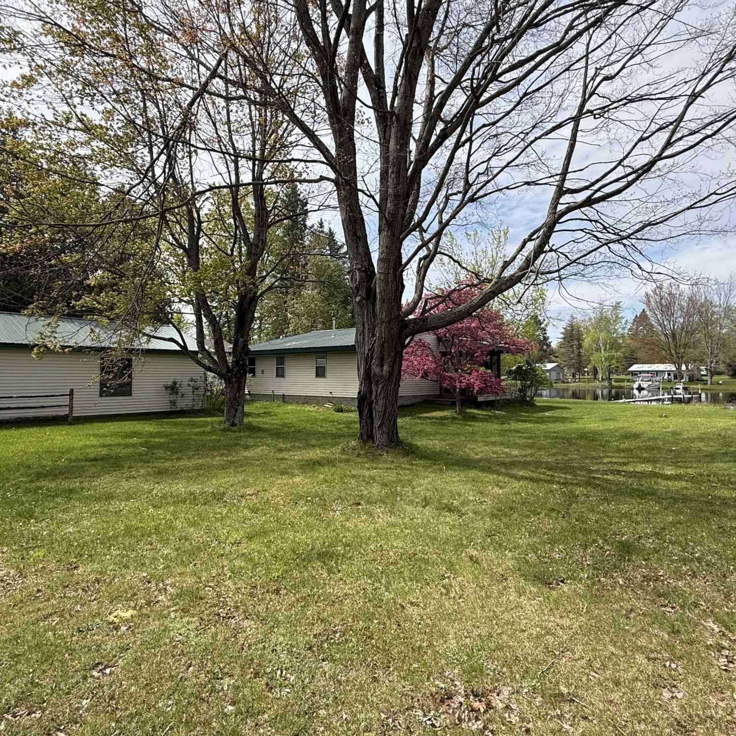 Homes For Sale - 17079 5th Street<br/> Barryton, MI 49305