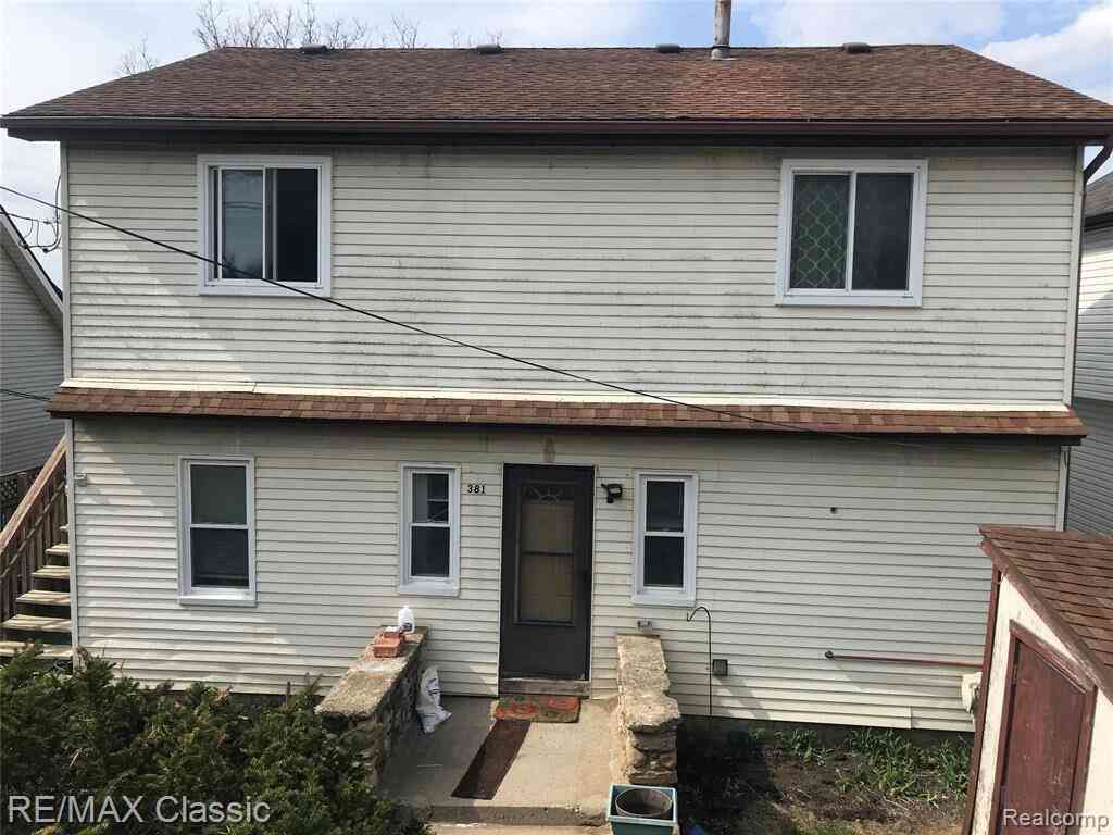 Multifamily For Rent - 381 E Shore Drive<br/> Whitmore Lake, MI 48189