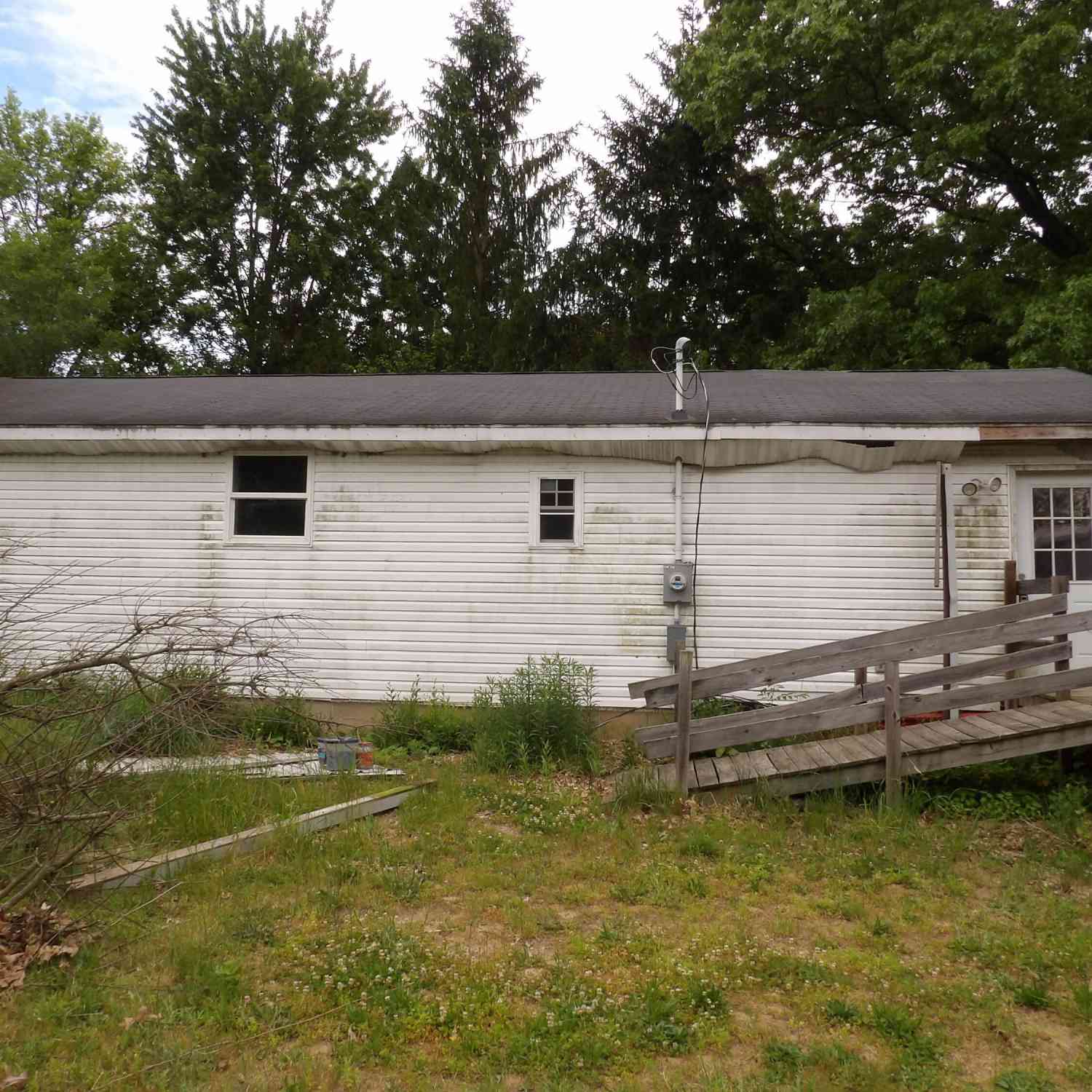 Homes For Sale - 1812 Bell Road<br/> Niles, MI 49120
