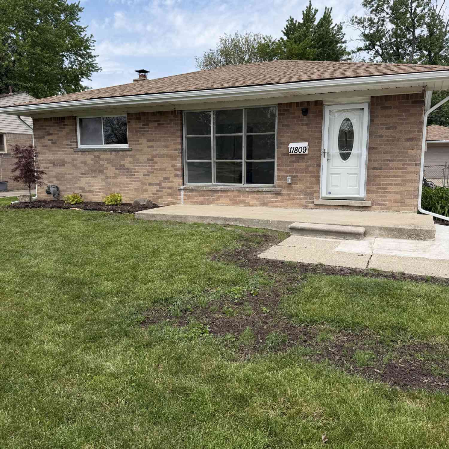 Homes For Rent - 11809 Mckinley Drive<br/> Warren, MI 48089
