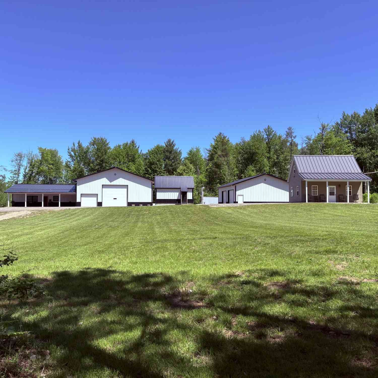 Homes For Sale - 5962 11 Mile Road<br/> Bitely, MI 49309