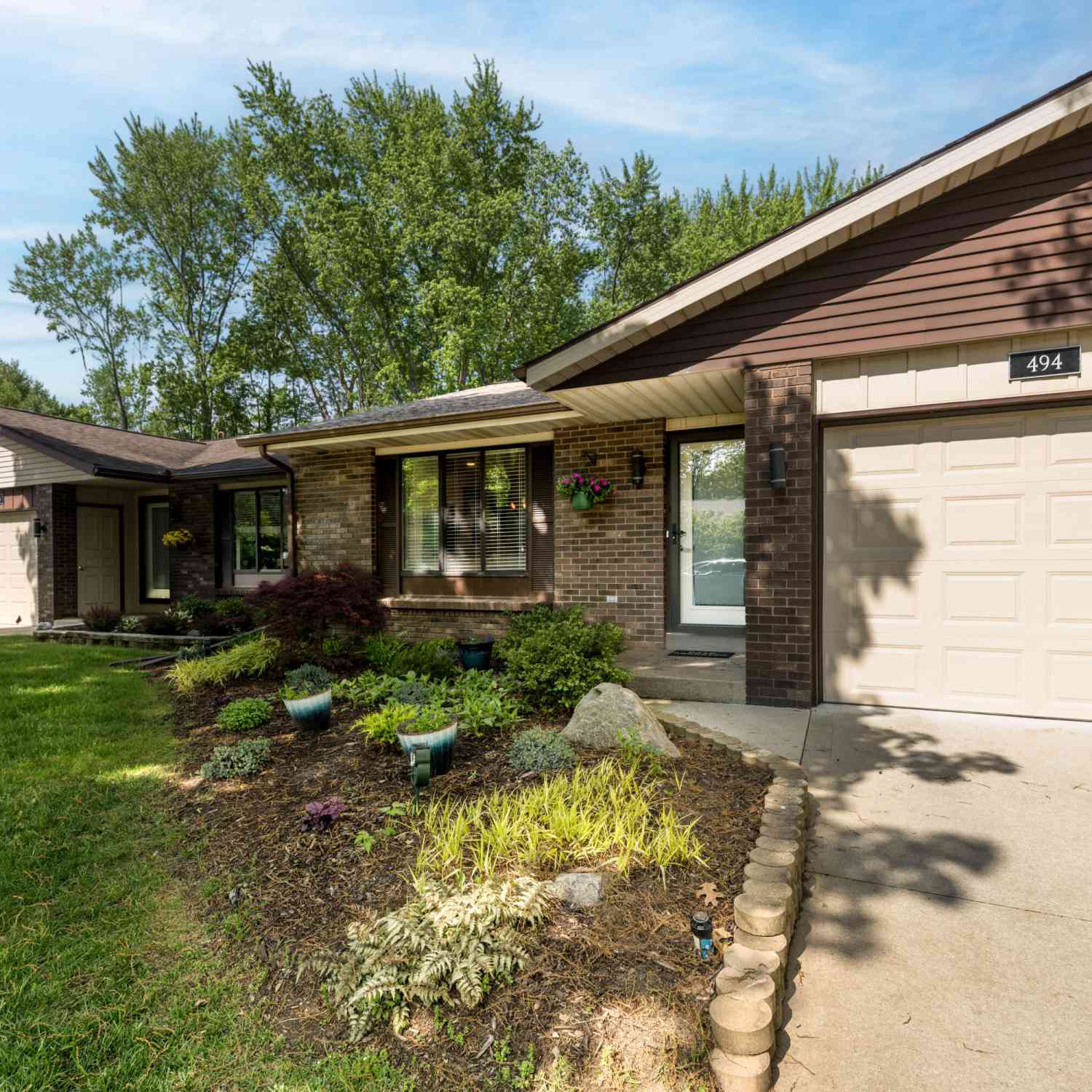 Condo For Sale - 494 Amity Street<br/> Douglas, MI 49406