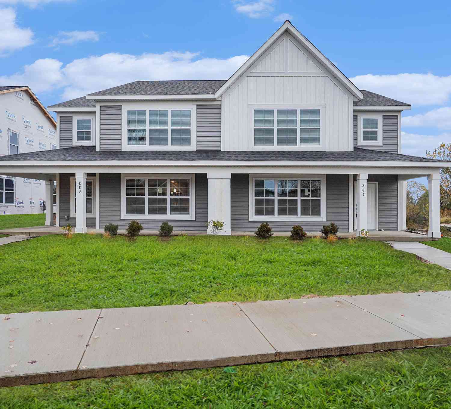 Condo For Sale - 832 Winchester Street<br/> Holland, MI 49423