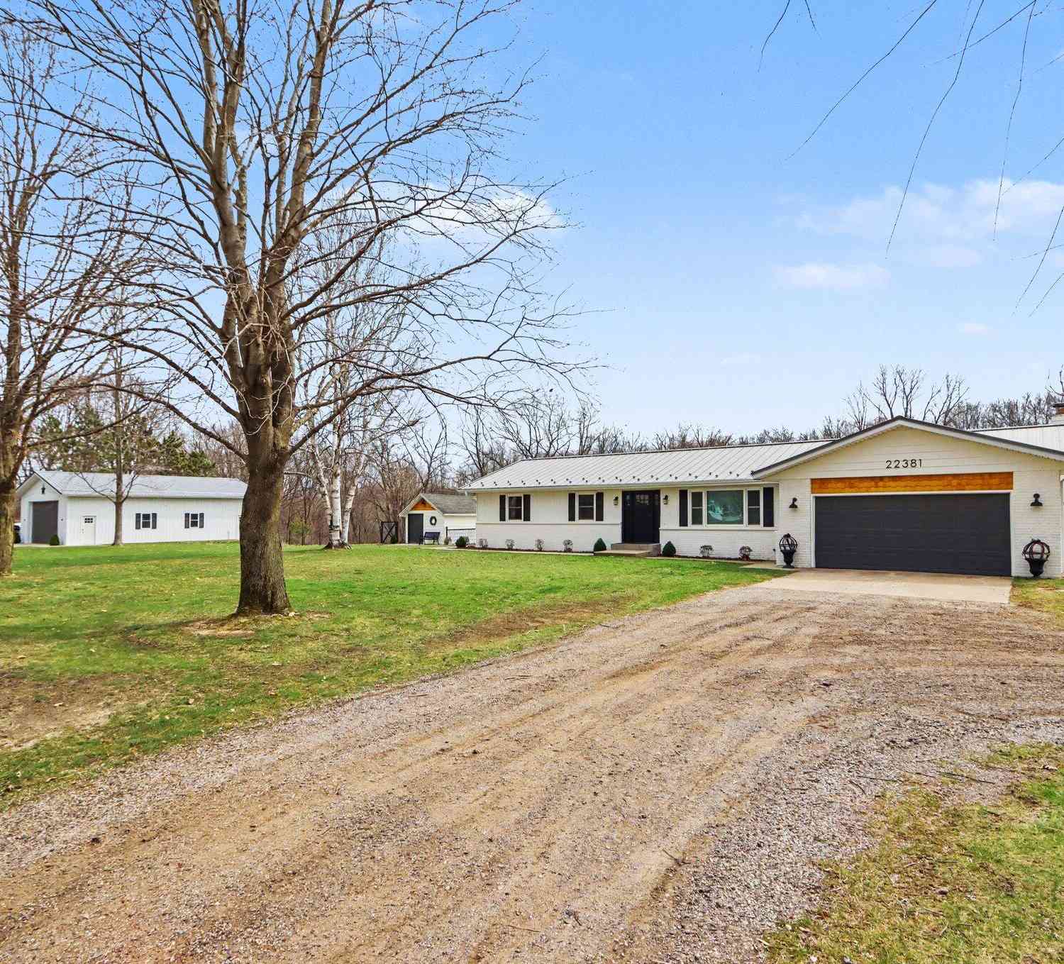 Homes For Sale - 22381 N Angling Road<br/> Saint Joseph County, Centreville, MI 49032