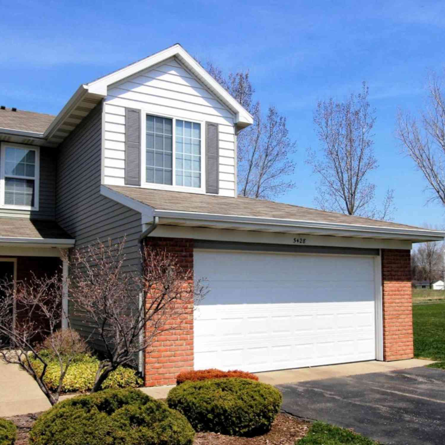 Condo For Rent - 5428 Rivertown Circle #48<br/> Kent County, Grandville, MI 49418