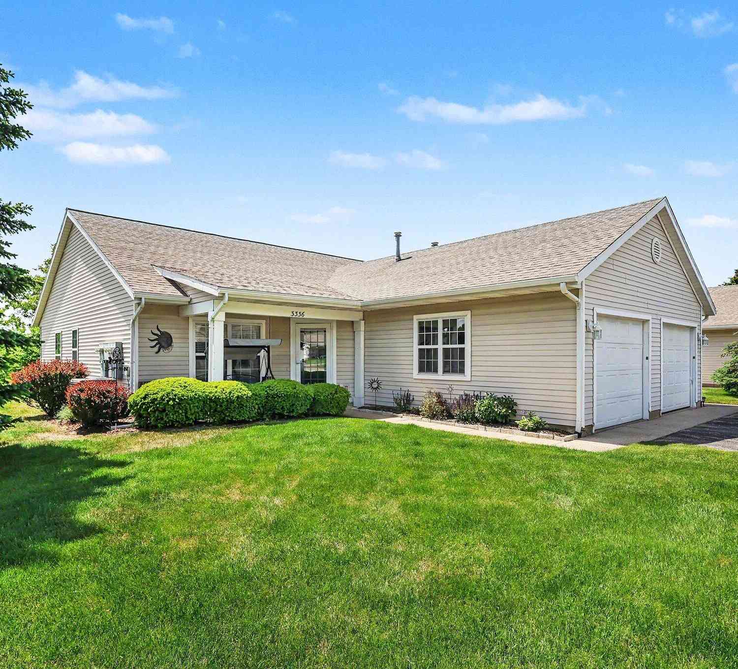 Condo For Sale - 3336 Clear Vista Court #33<br/> Grand Rapids, MI 49525