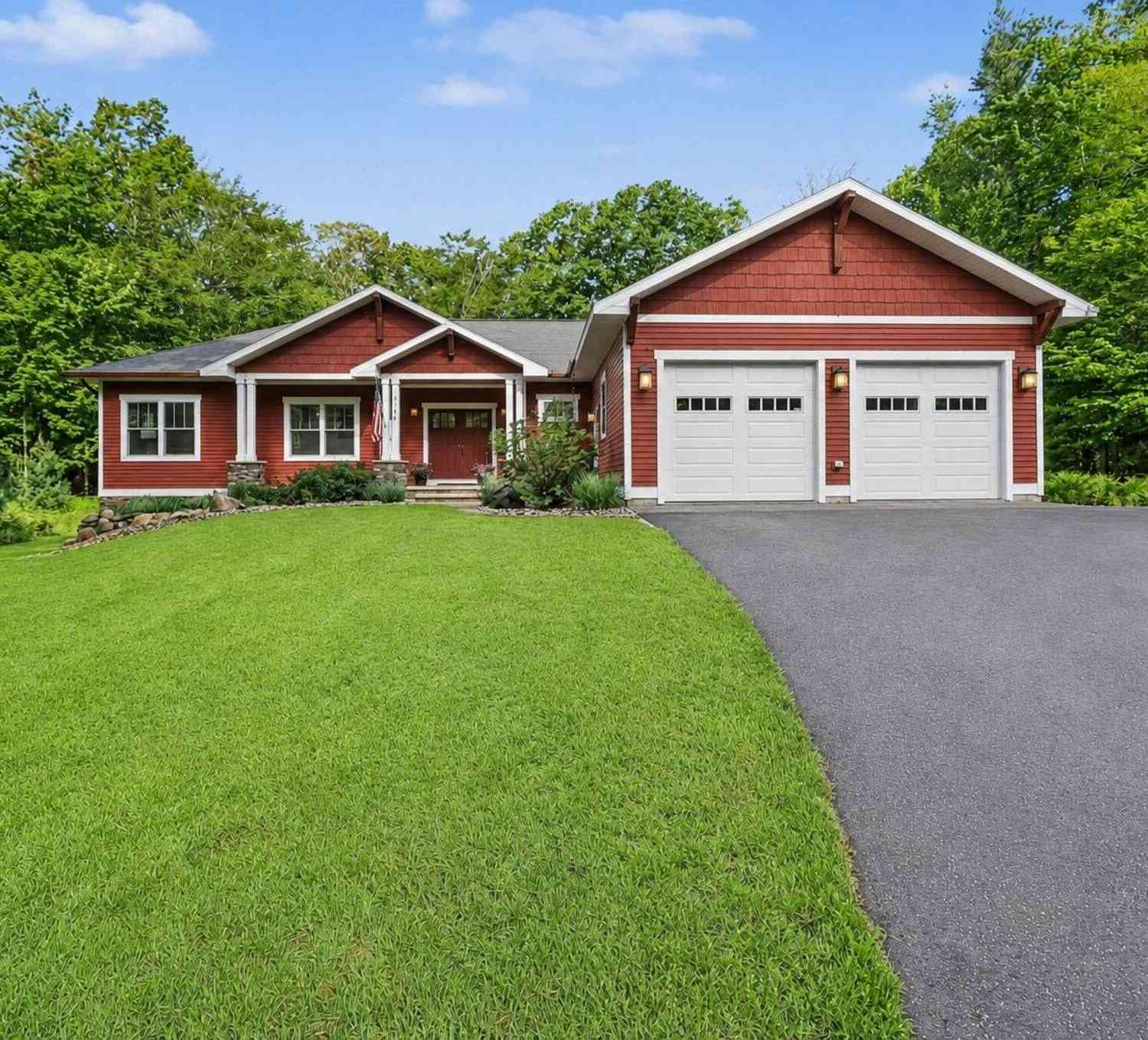 Homes For Sale - 1791 Glenwood Road<br/> Ludington, MI 49431