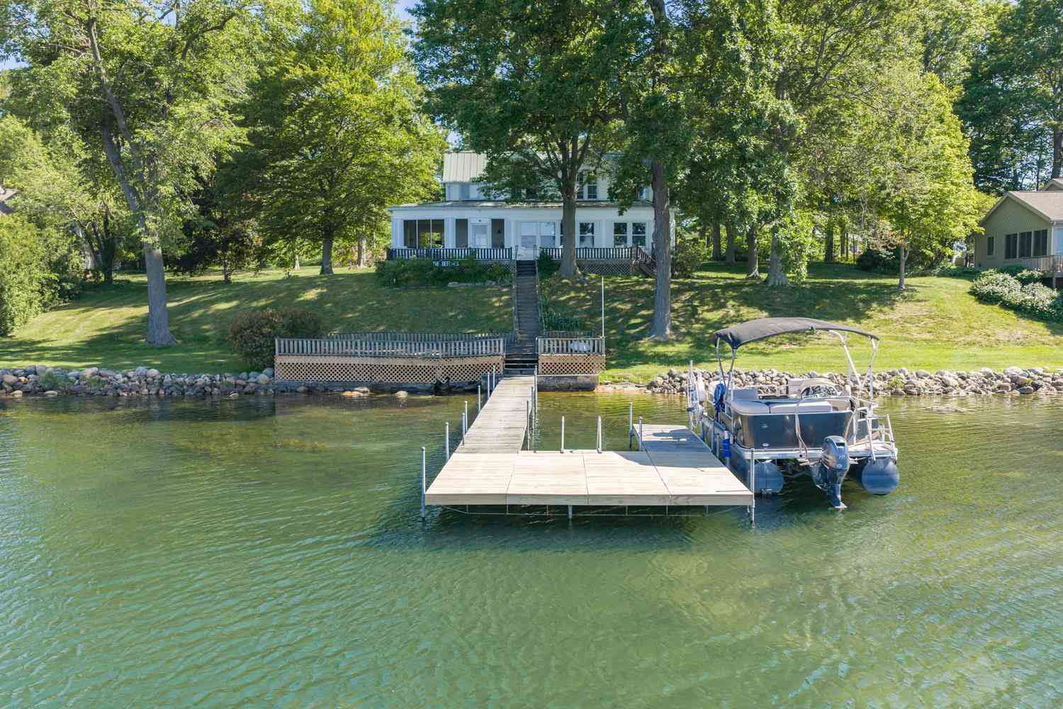 Homes For Sale - 61305 Crooked Creek Road<br/> Cass County, Cassopolis, MI 49031