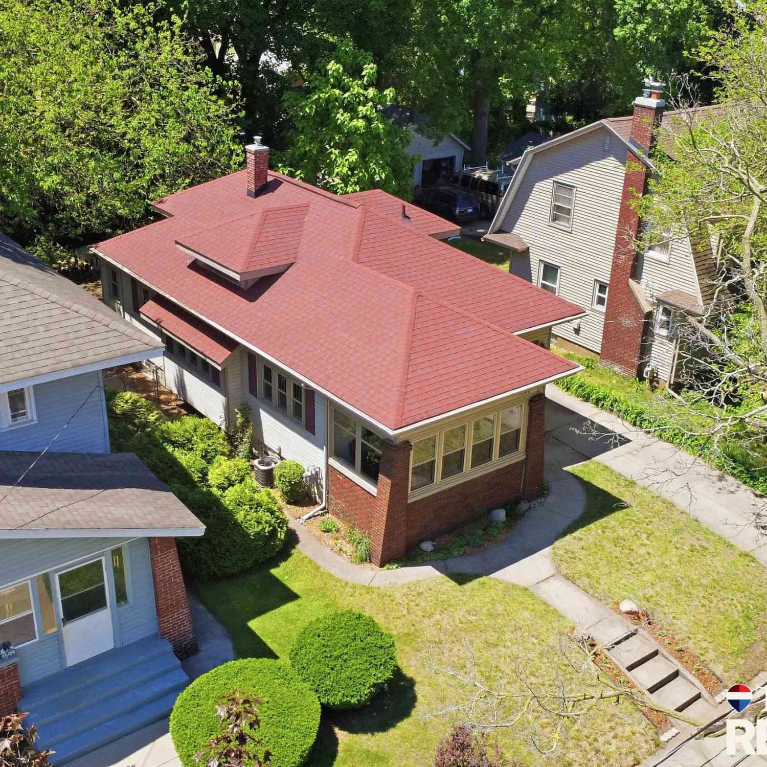 Homes For Sale - 1741 Godwin Avenue<br/> Grand Rapids, MI 49507