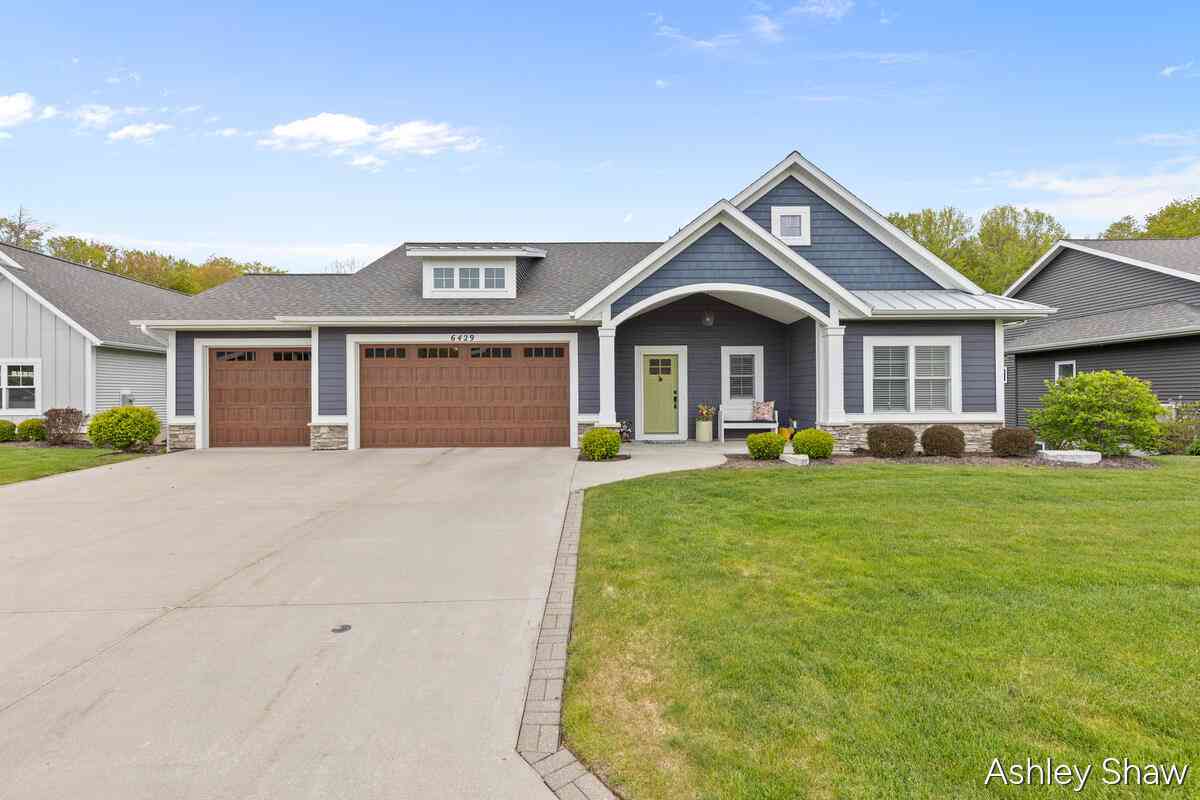 Condo For Sale - 6429 Copperleaf Court #15<br/> Holland, MI 49423