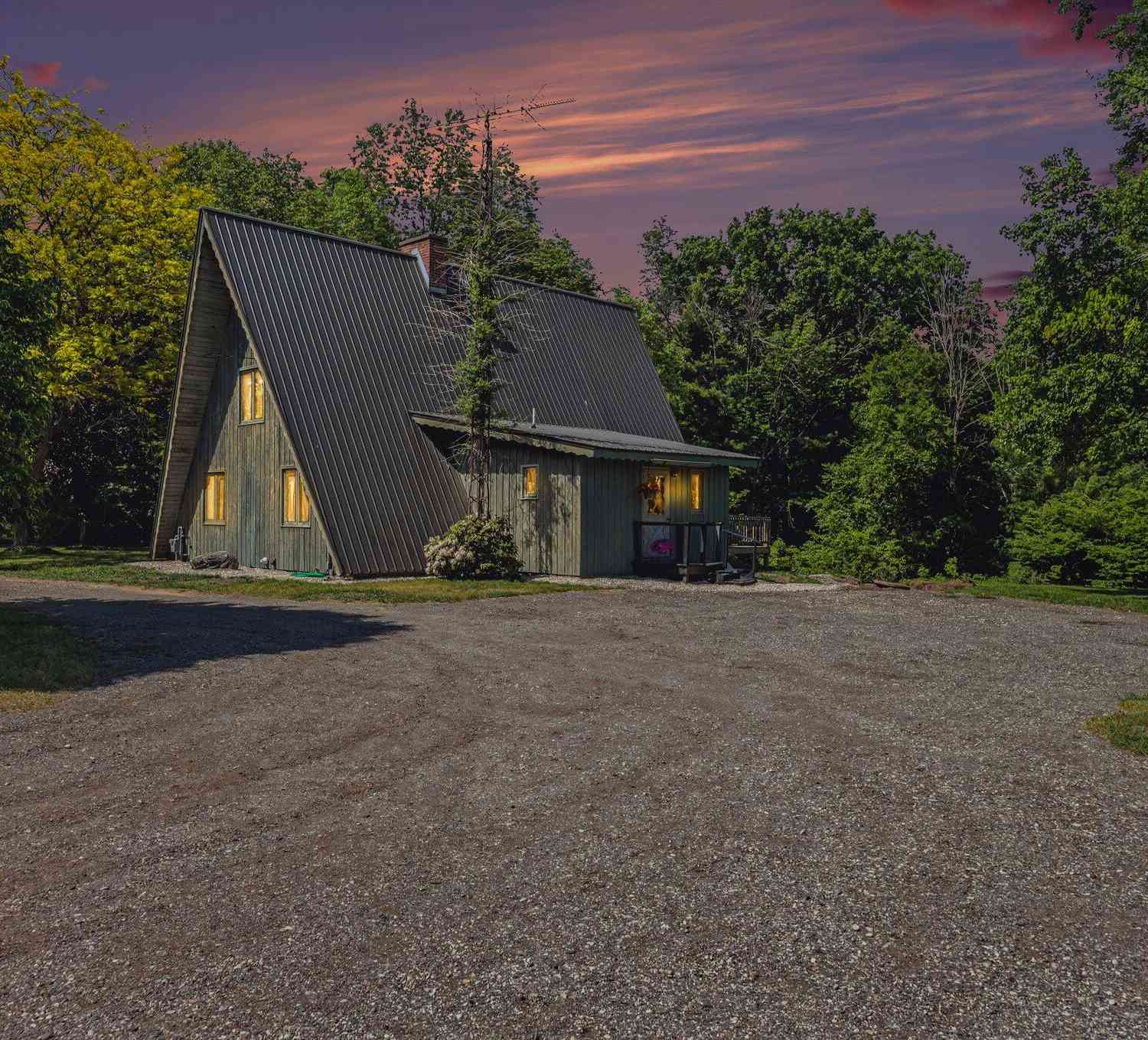Homes For Sale - 8855 Roosevelt Road<br/> Oceana County, Holton, MI 49425