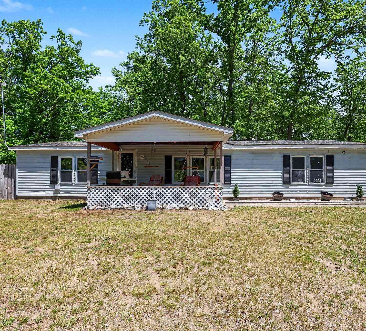 Mobile Home For Sale - 688 S Silver Drive<br/> White Cloud, MI 49349