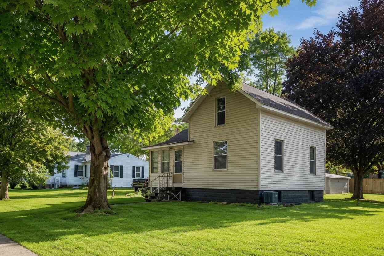 Homes For Sale - 767 Alger Street<br/> Kalamazoo, MI 49048