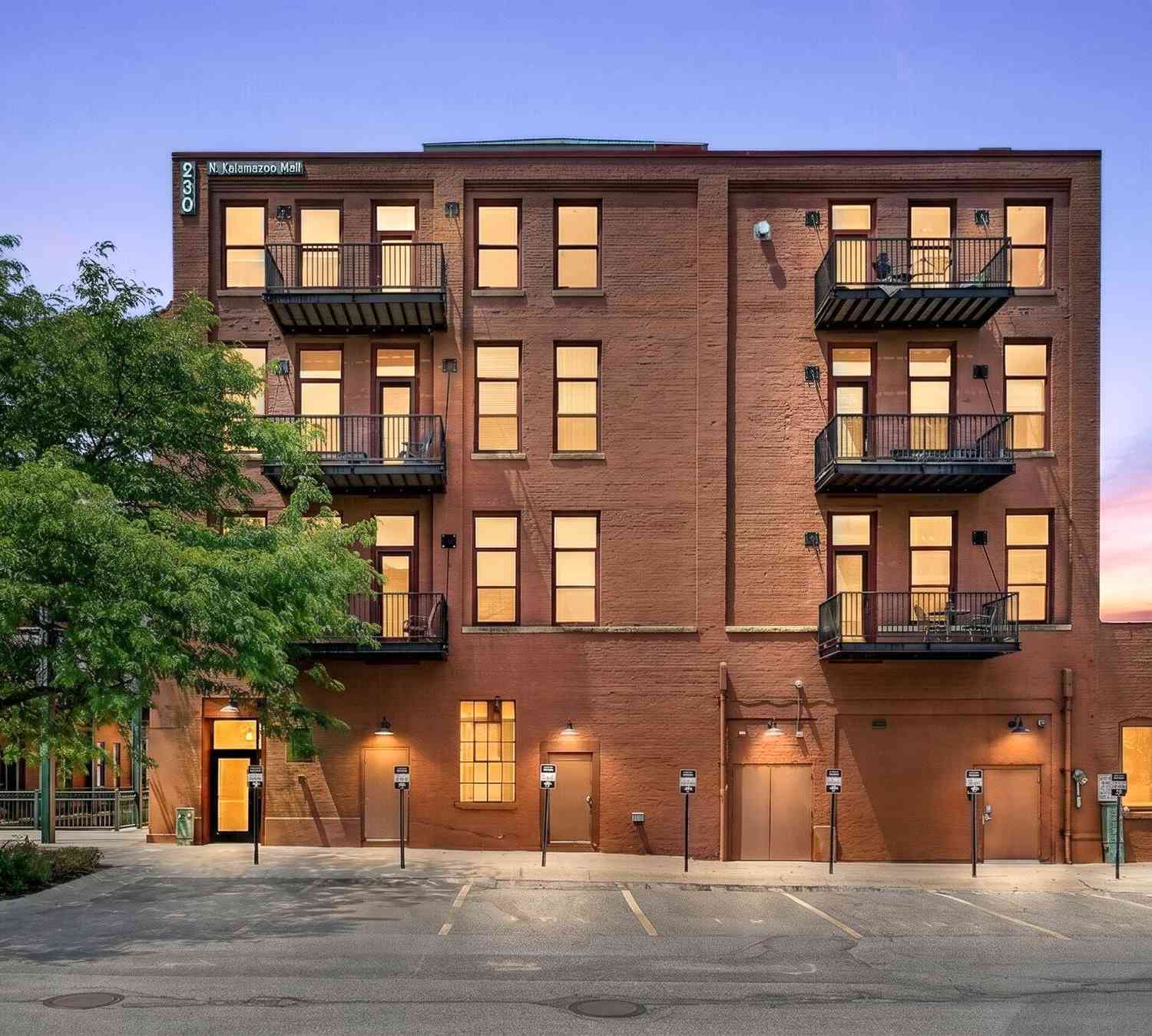 Condo For Sale - 230 N Kalamazoo #301<br/> Kalamazoo, MI 49007