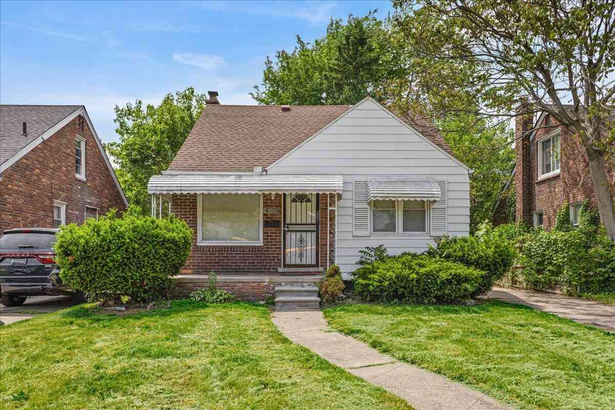 Homes For Sale - 19549 Barlow Street<br/> Wayne County, Detroit, MI 48205
