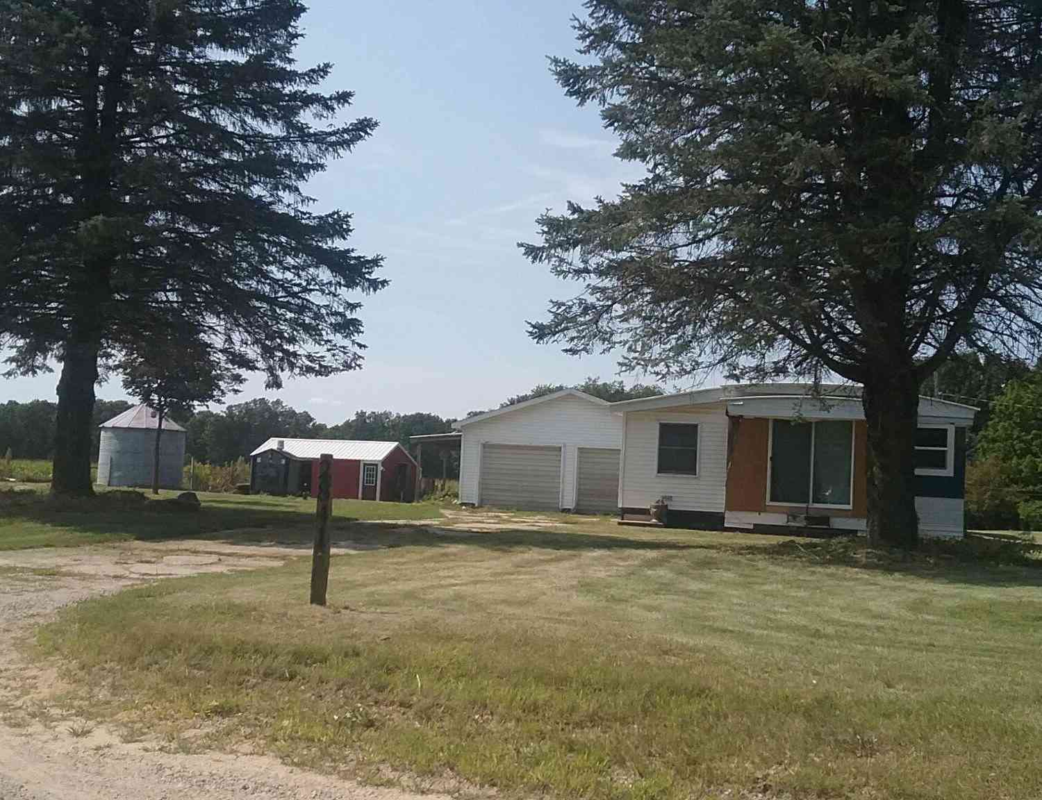 Mobile Home For Sale - 2841 Whites Bridge<br/> Belding, MI 48809
