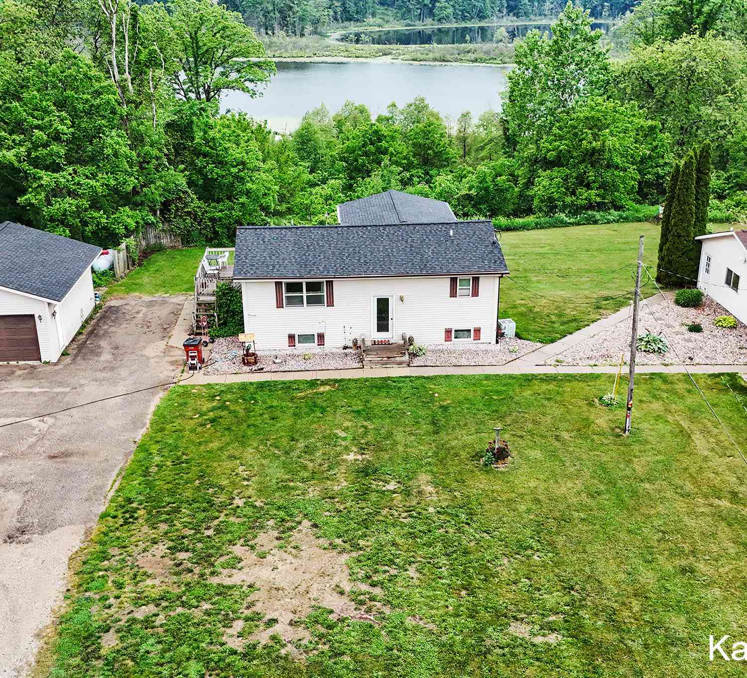 Homes For Sale - 8395 Mcarthur Avenue<br/> Belding, MI 48809