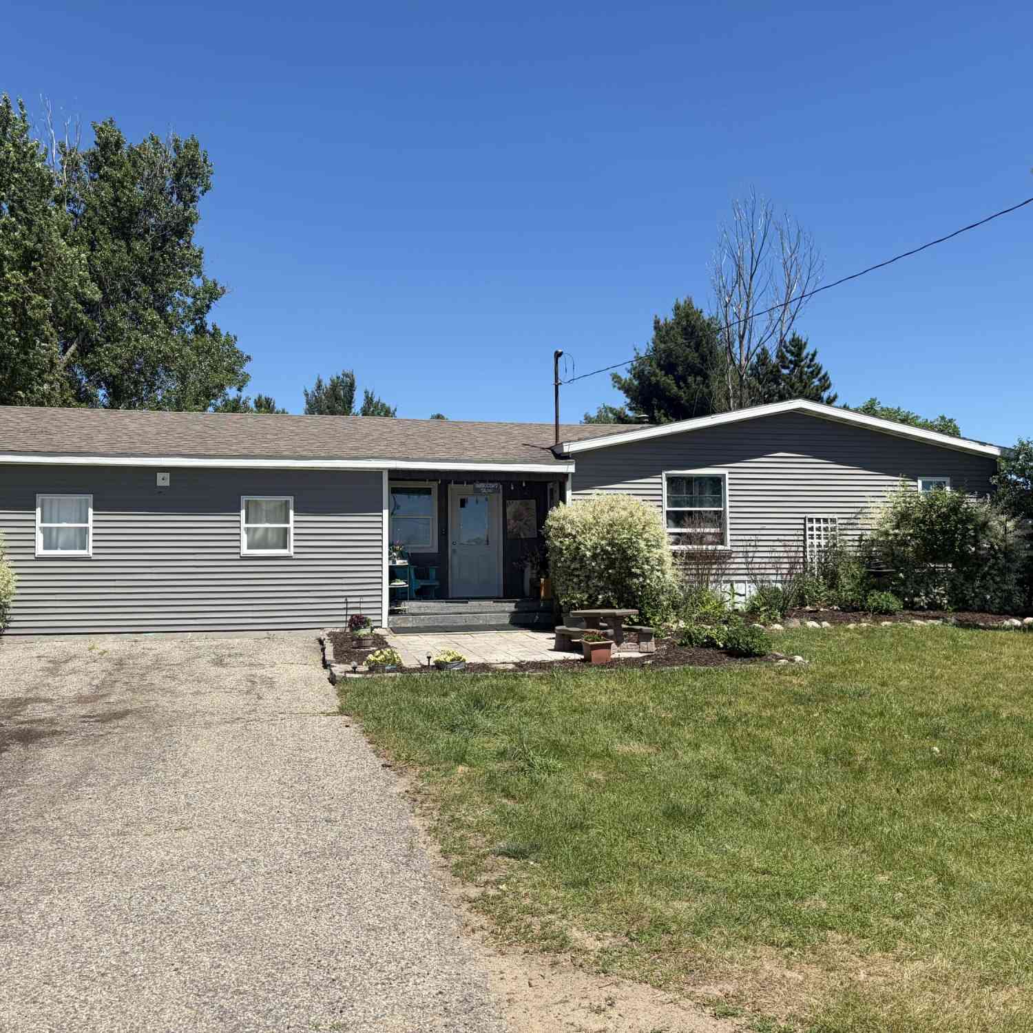 Mobile Home For Sale - 1901 18 Mile Road<br/> Kent County, Kent City, MI 49330