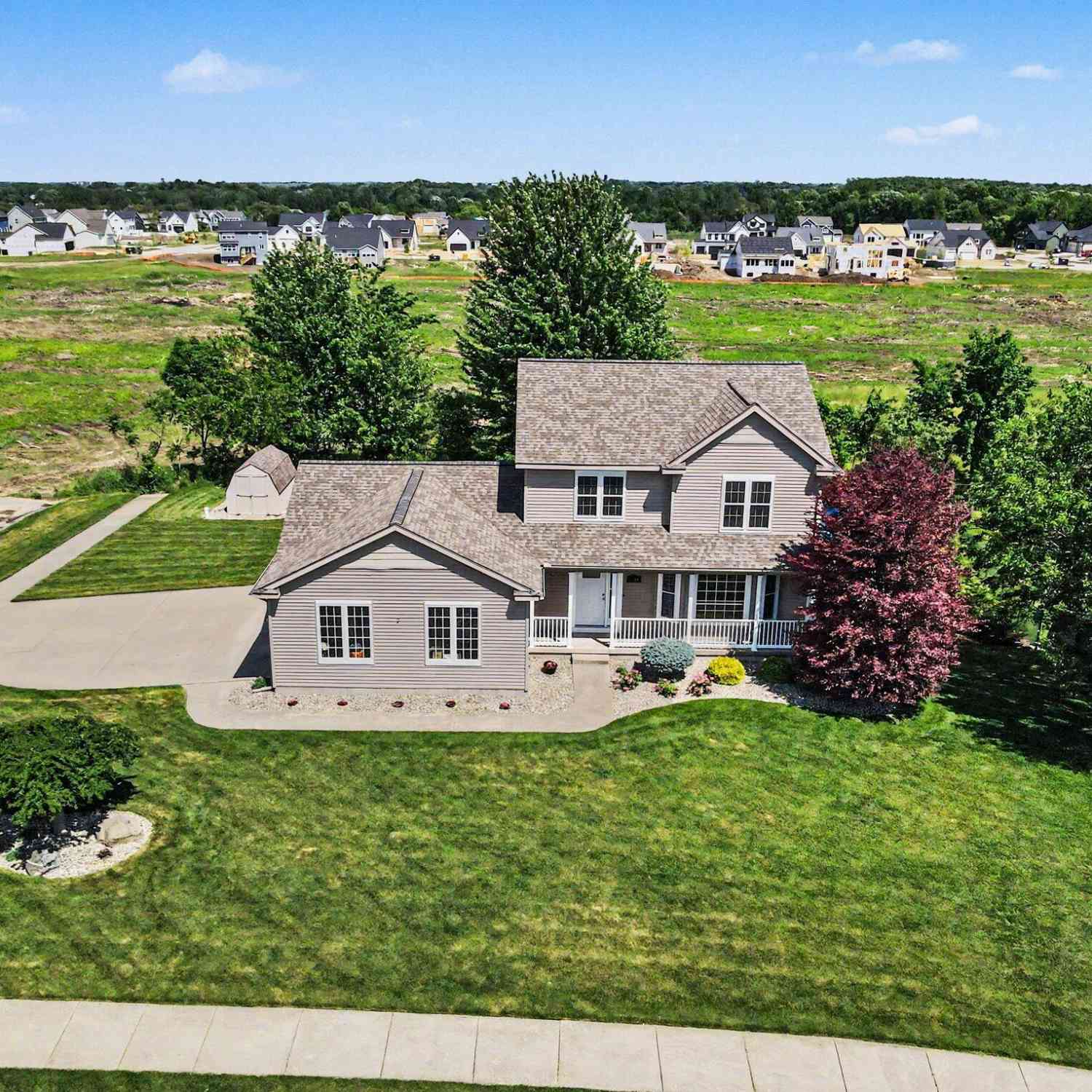 Homes For Sale - 7046 Shady Knoll Drive<br/> Caledonia, MI 49316