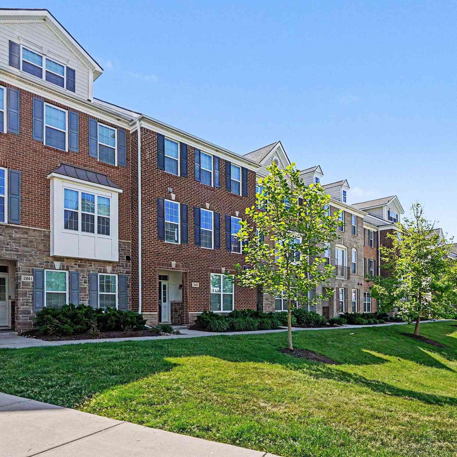 Condo For Sale - 2843 Hardwick Road<br/> Ann Arbor, MI 48105