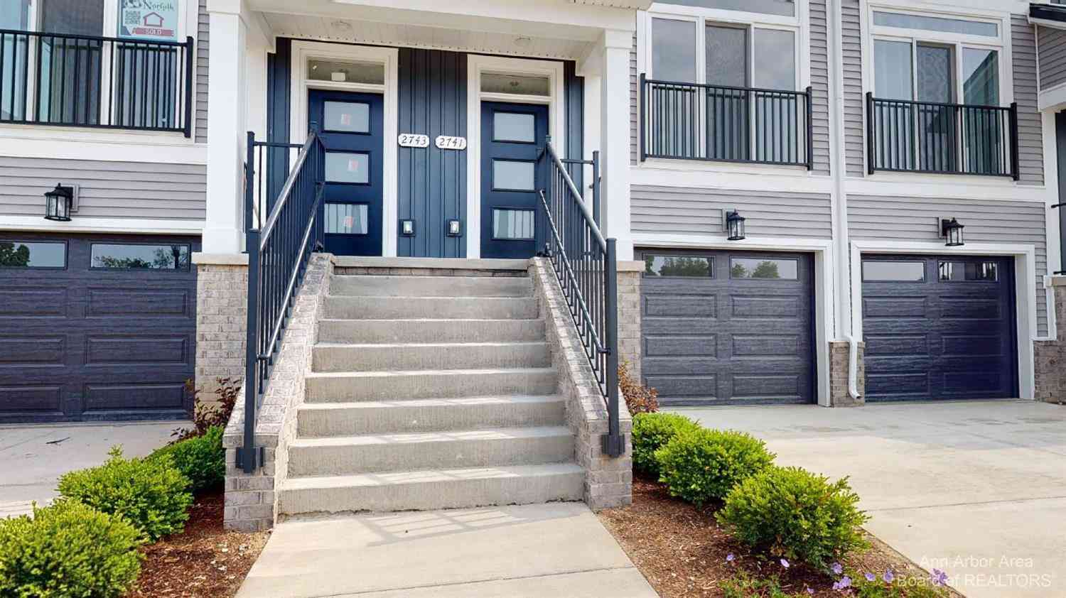 Condo For Rent - 2741 Bristol Ridge Drive<br/> Ann Arbor, MI 48105