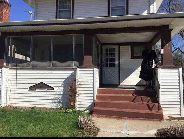 Homes For Sale - 134 W Baker Street<br/> Flint, MI 48505