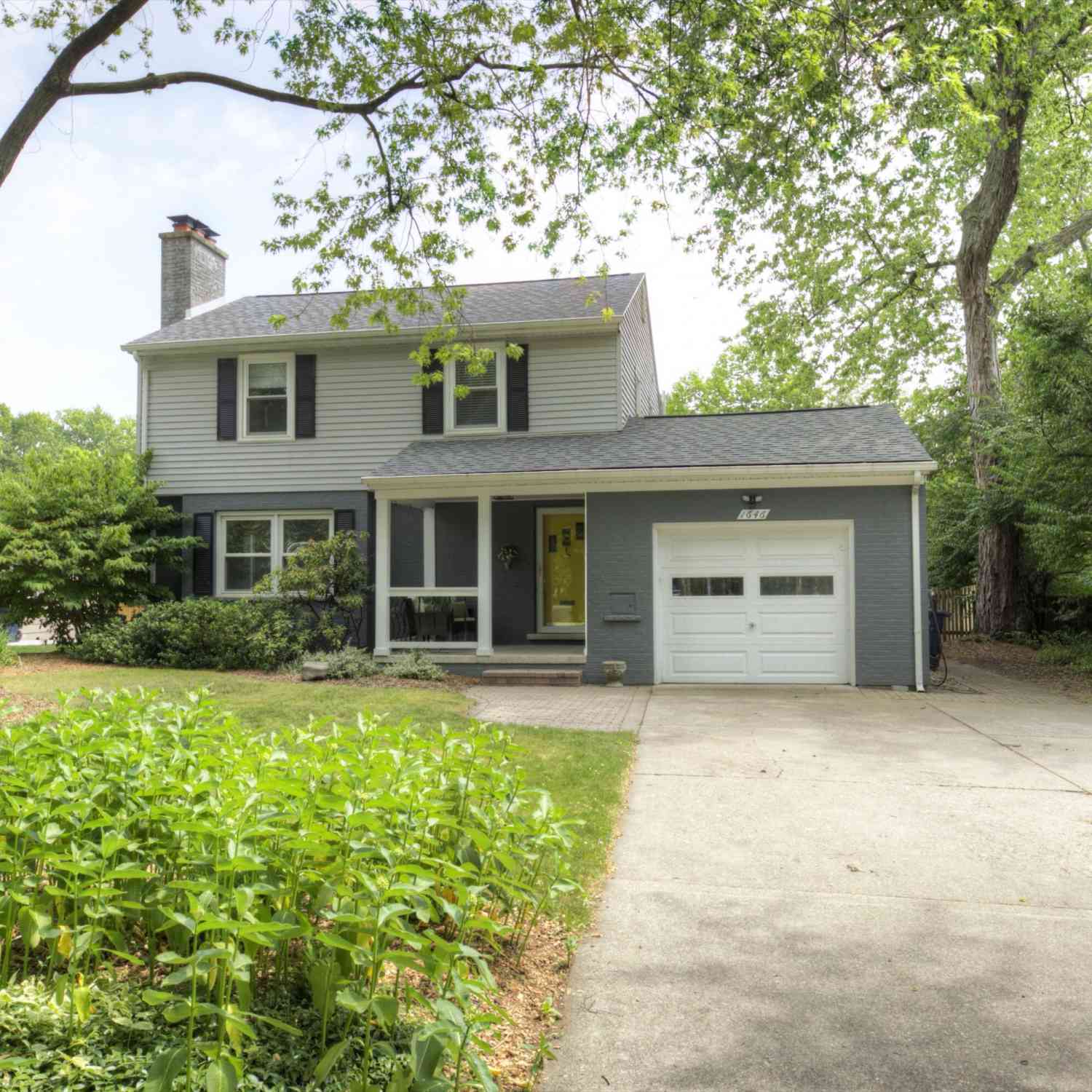 Homes For Sale - 1646 E Stadium Boulevard<br/> Ann Arbor, MI 48104