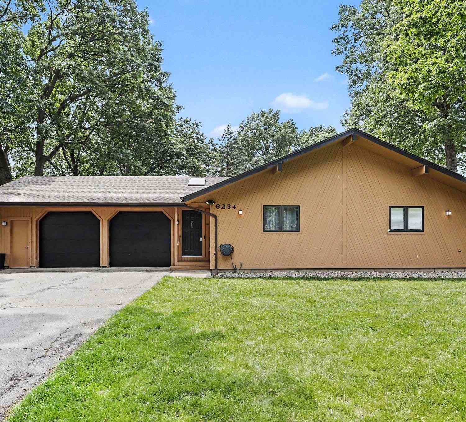 Homes For Sale - 6234 N Arrowhead Drive<br/> Scotts, MI 49088