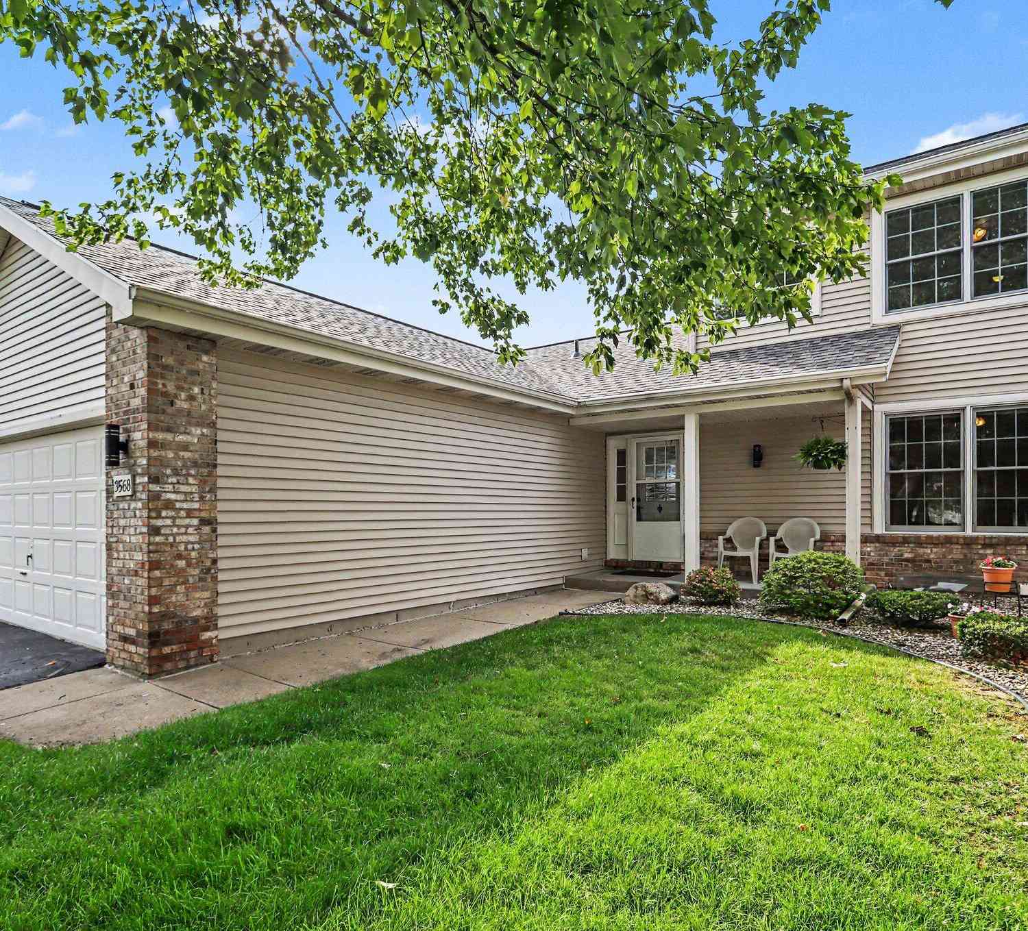 Condo For Sale - 3568 Woodbridge Lane<br/> Portage, MI 49024