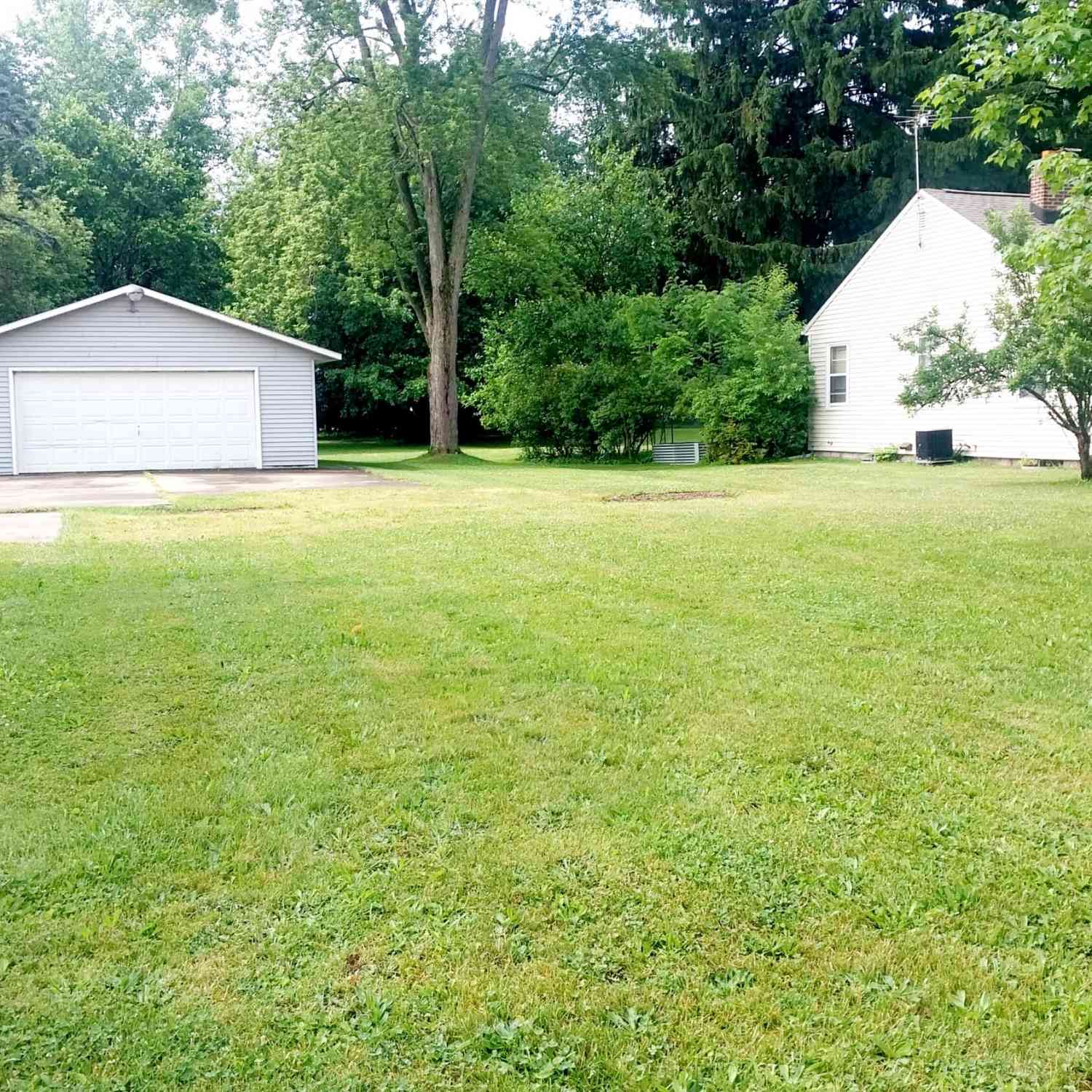 Vacant Land For Sale - 924 Parchmount Avenue<br/> Kalamazoo, MI 49004