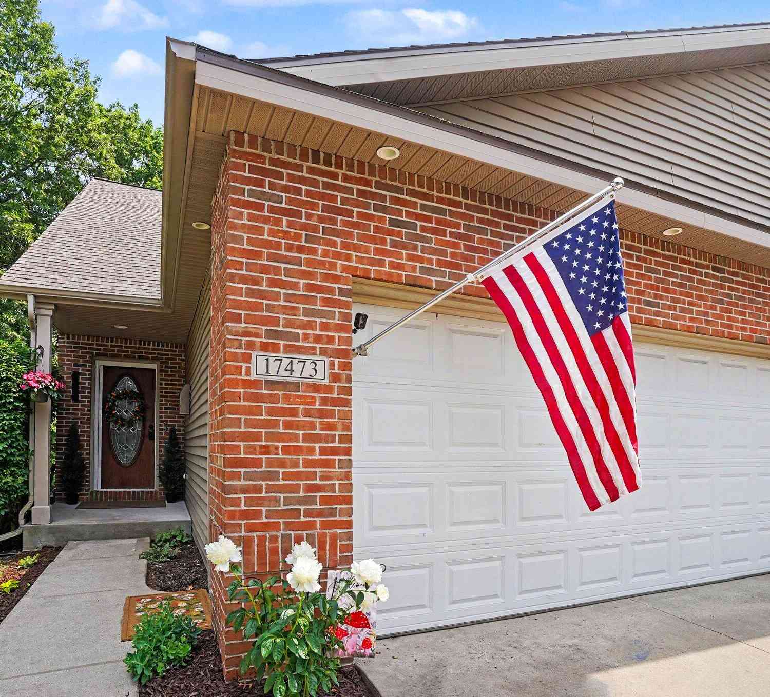 Condo For Sale - 17473 Park Place Circle<br/> Spring Lake, MI 49456