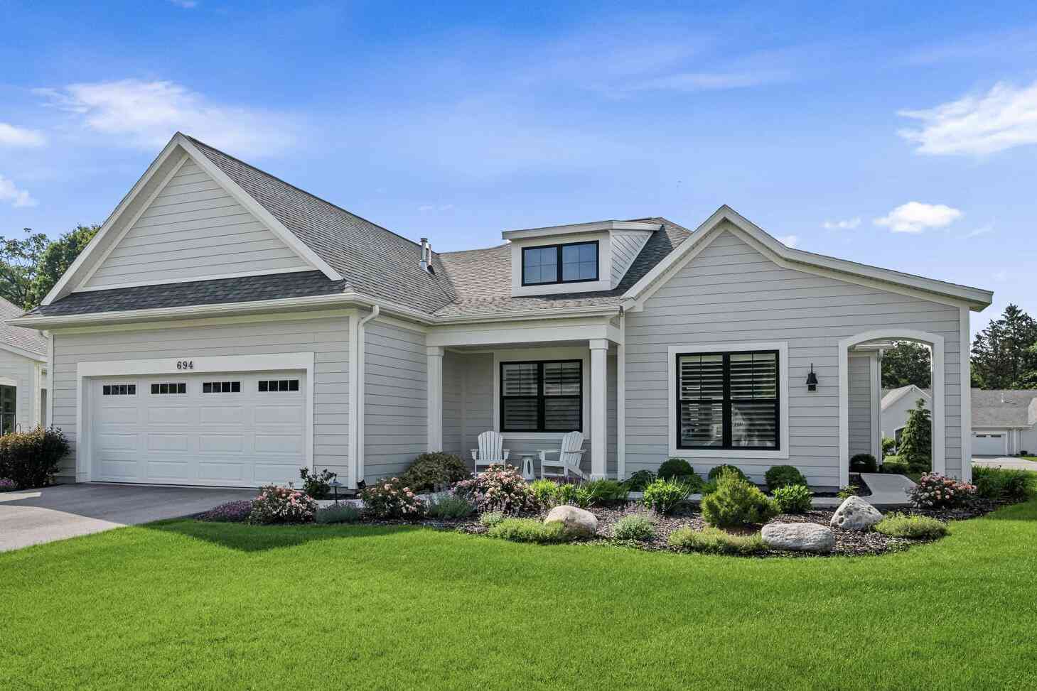 Condo For Sale - 694 Bayshore Drive<br/> Holland, MI 49424
