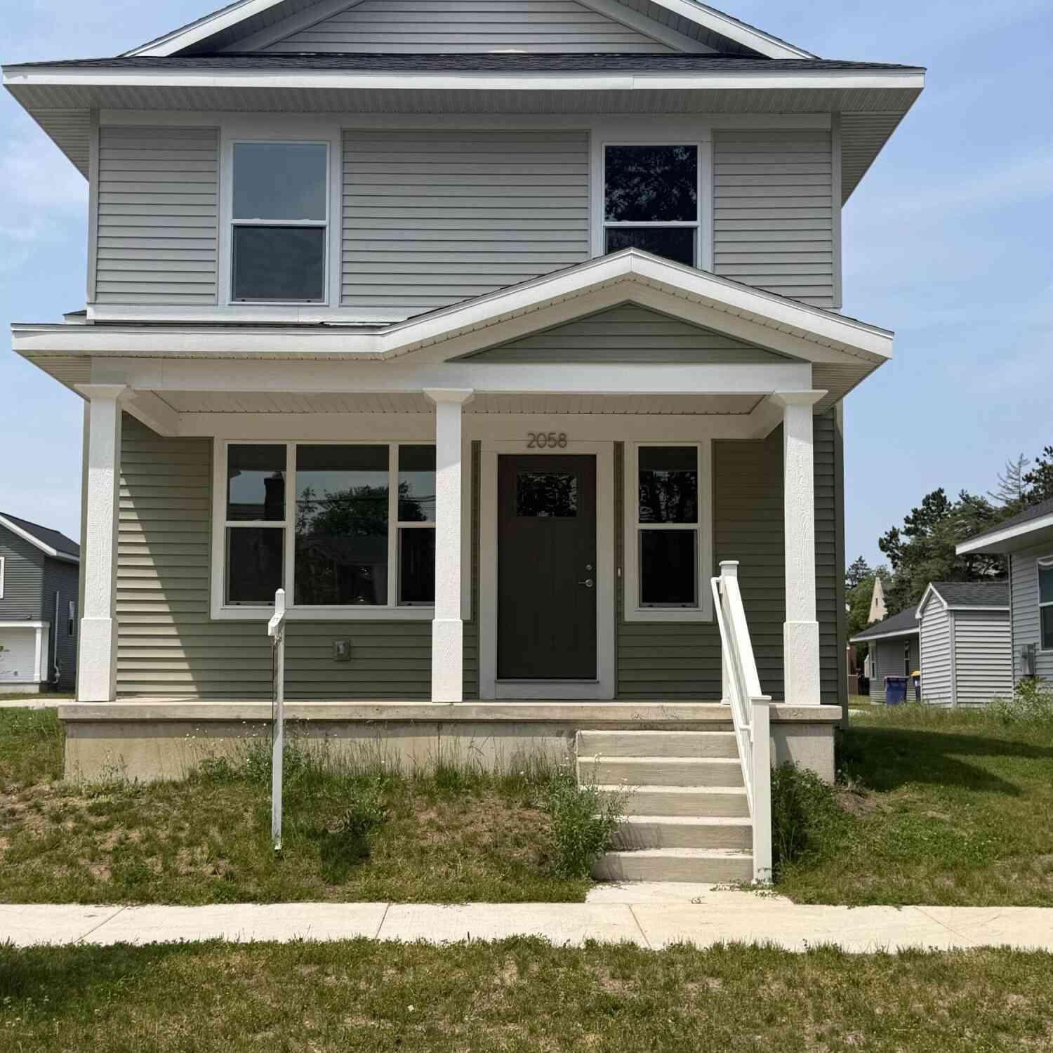 Homes For Sale - 2058 Linden Avenue<br/> Kent County, Grand Rapids, MI 49507