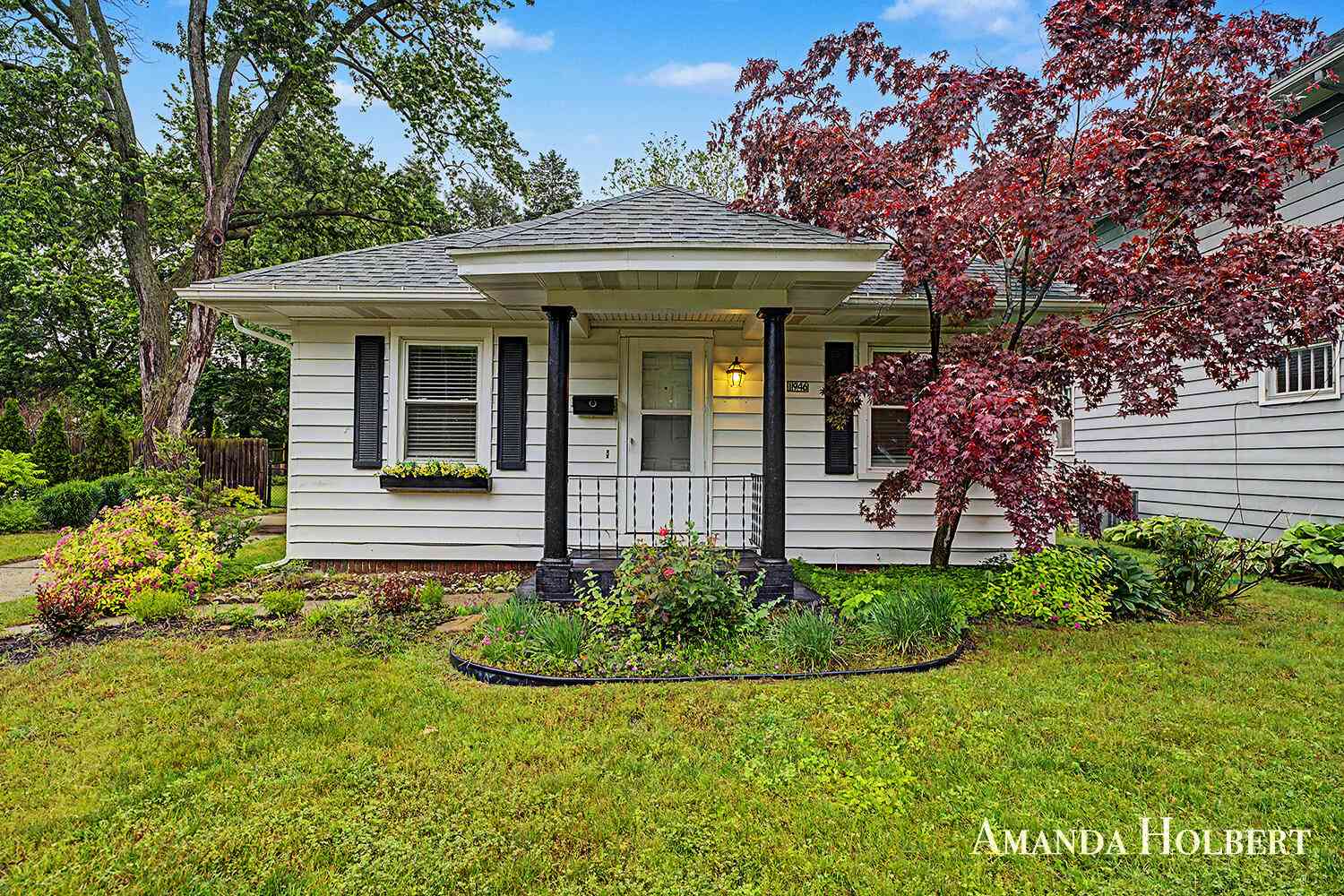 Homes For Sale - 1946 Wyoming Avenue<br/> Wyoming, MI 49519