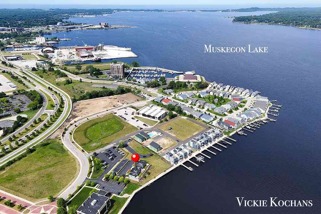 Condo For Sale - 142 Viridian Drive<br/> Muskegon, MI 49440