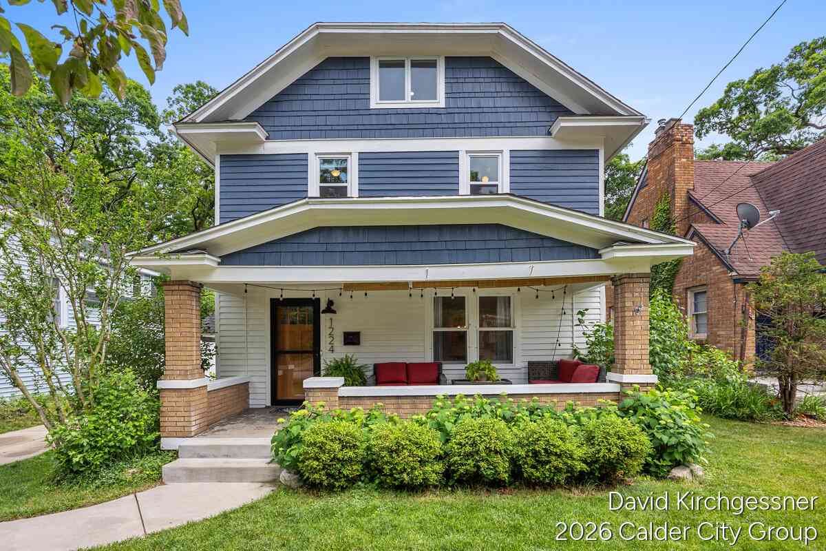 Homes For Sale - 1224 Benjamin Avenue<br/> Grand Rapids, MI 49506
