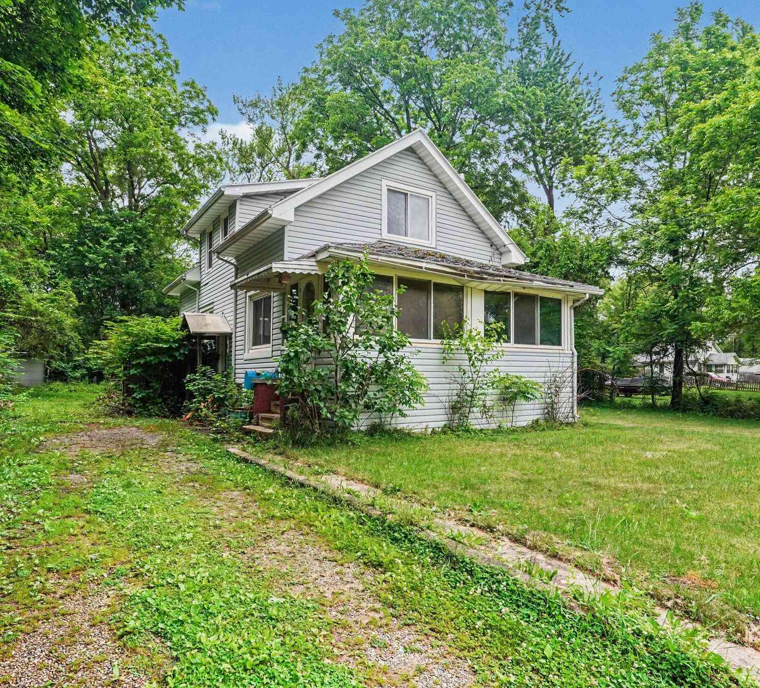 Homes For Sale - 809 Chicago Avenue<br/> Kalamazoo County, Kalamazoo, MI 49048