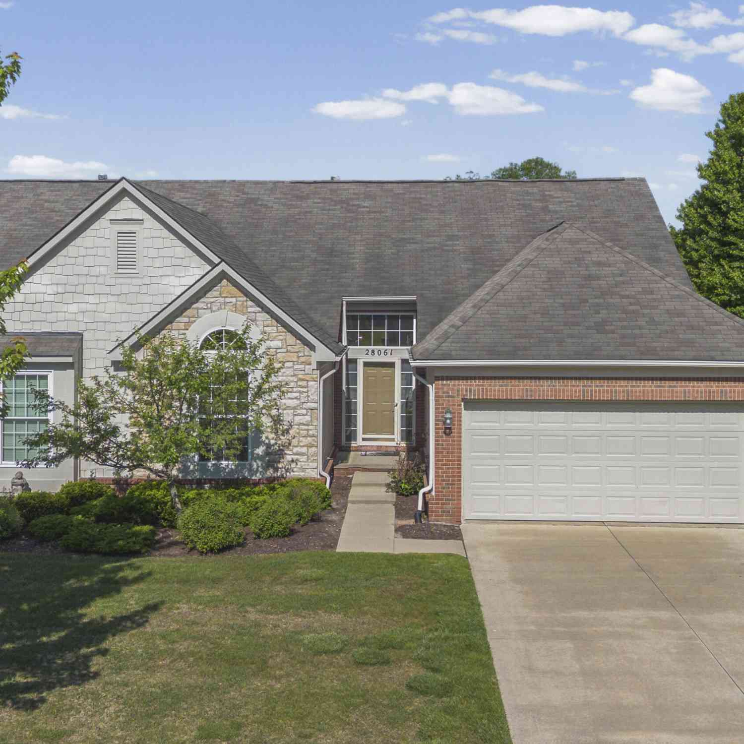 Condo For Sale - 28061 Tremonte Drive #70<br/> New Hudson, MI 48165