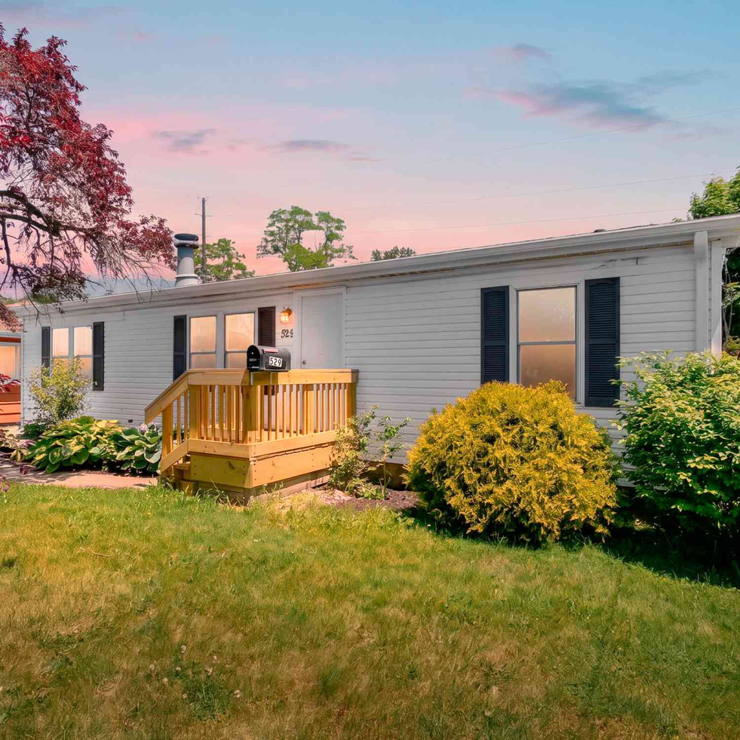 Mobile Home For Sale - 529 Riverside Drive<br/> Battle Creek, MI 49015