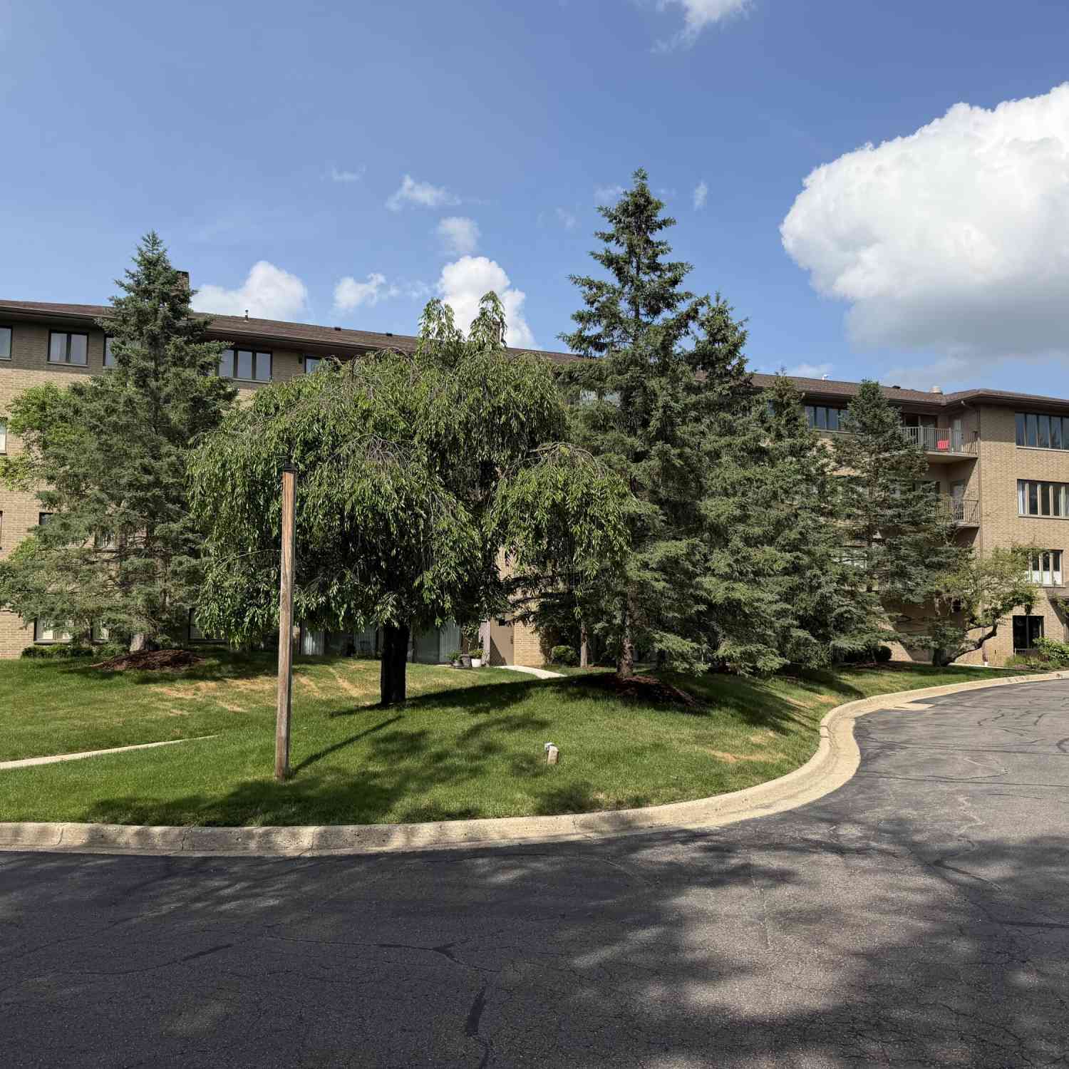 Condo For Sale - 4040 Greenleaf Circle #41<br/> Kalamazoo, MI 49008