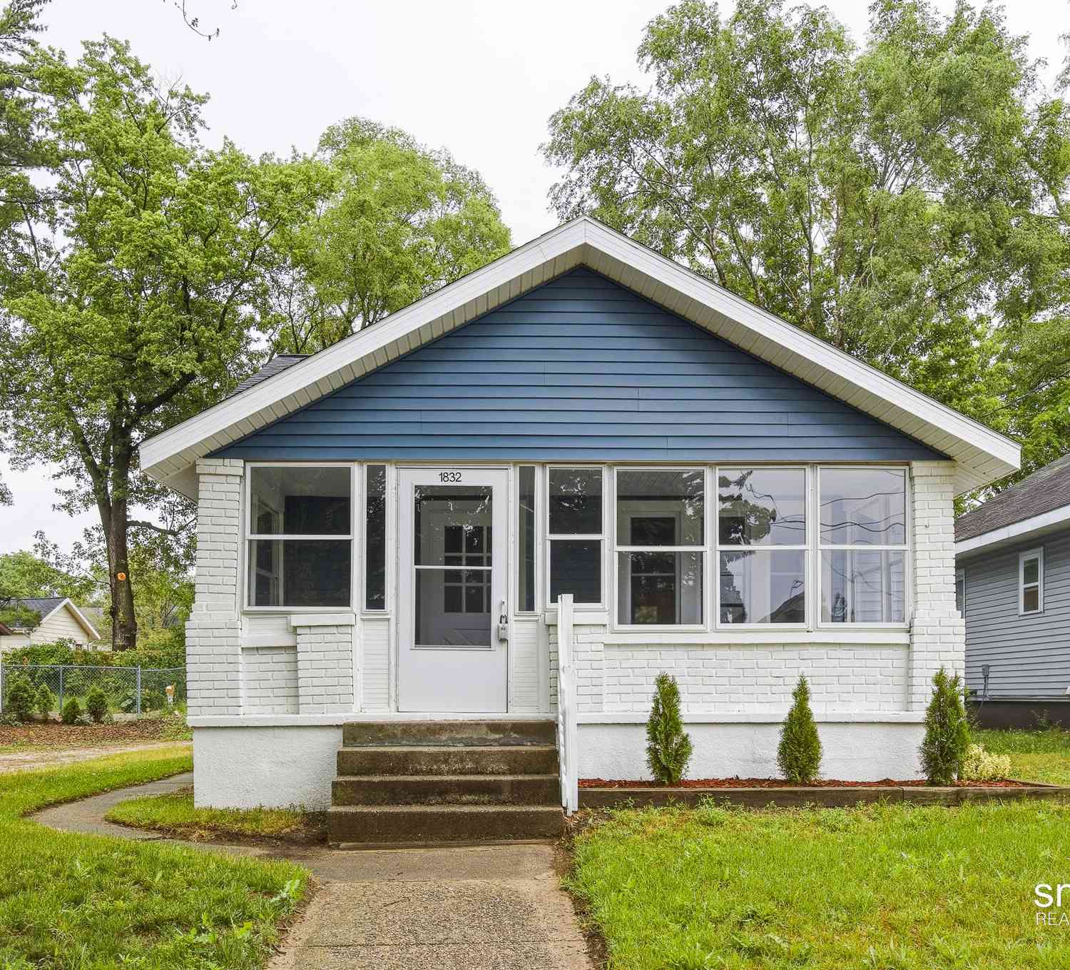 Homes For Sale - 1832 Ralph Avenue<br/> Grand Rapids, MI 49507