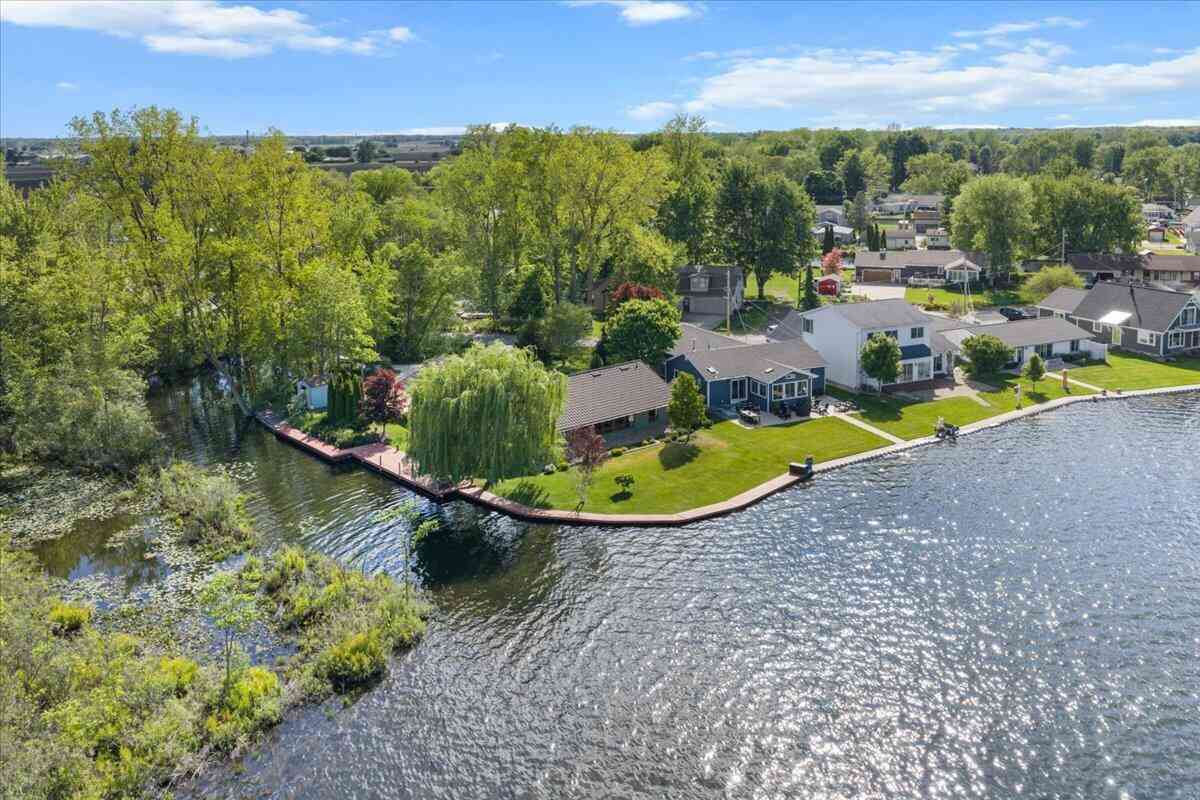Homes For Sale - 4335 Harmony Drive<br/> Barry County, Shelbyville, MI 49344