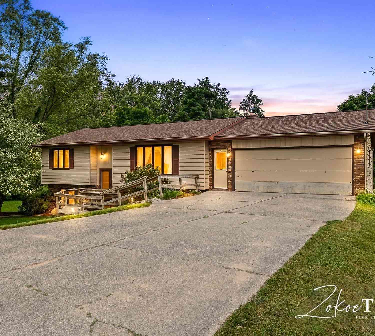 Homes For Sale - 14079 8th Avenue<br/> Marne, MI 49435