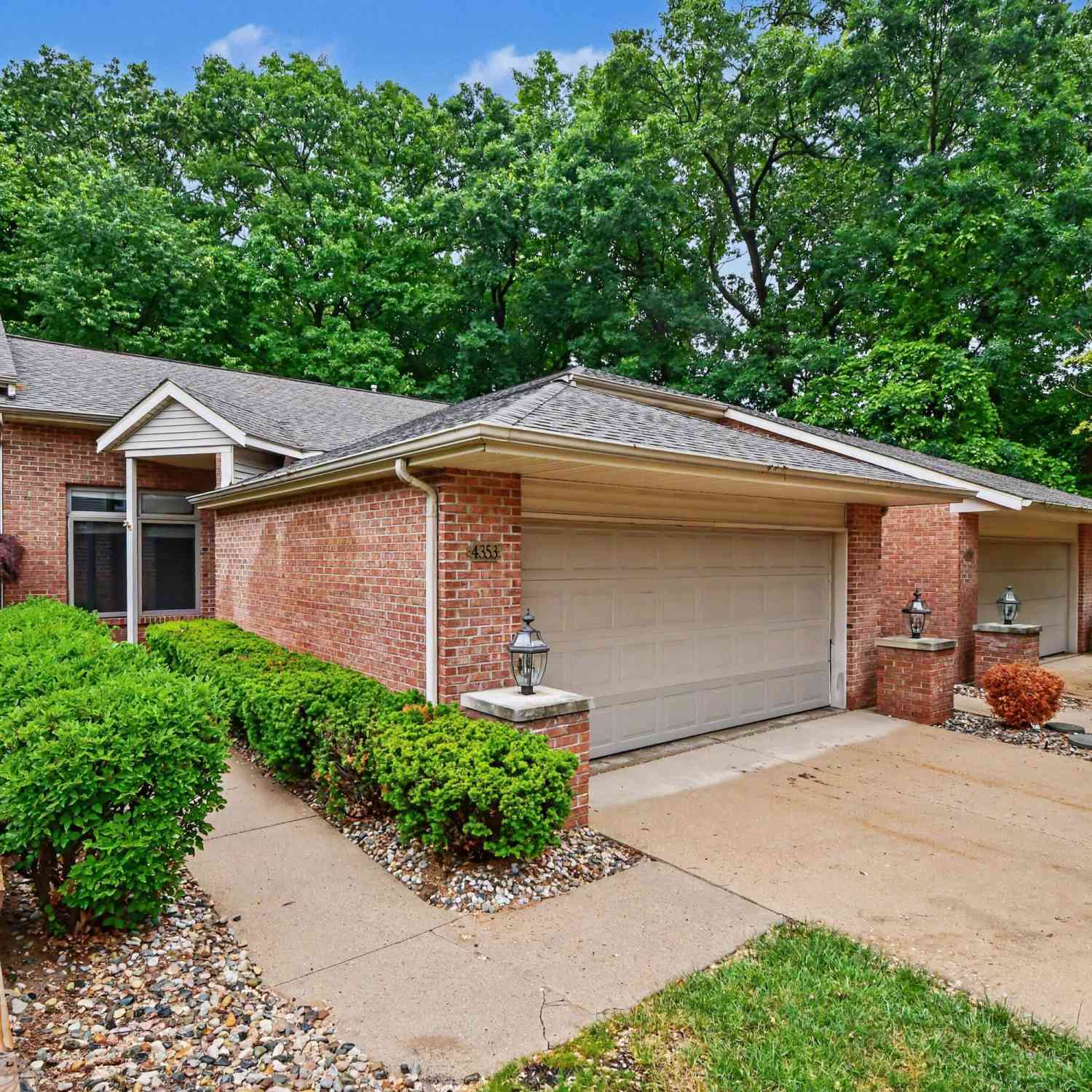 Condo For Sale - 4353 Idlewood Drive<br/> Wyoming, MI 49519