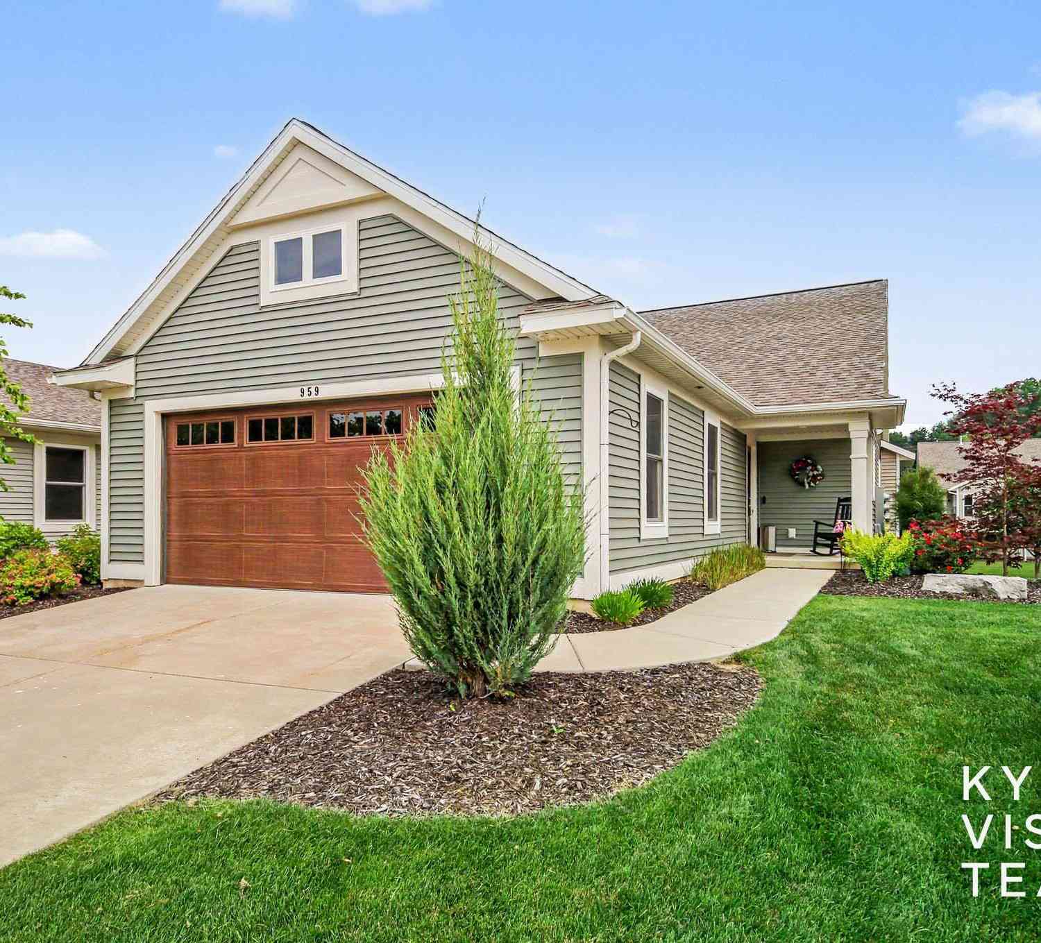 Condo For Sale - 959 Harper Woods Drive<br/> Byron Center, MI 49315