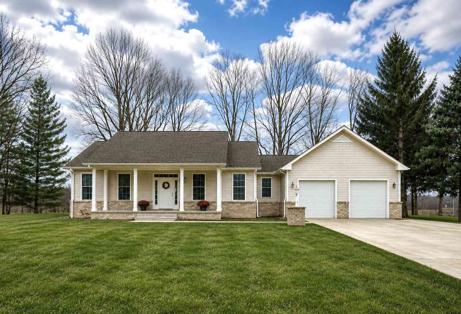 Homes For Sale - 3220 Fairhaven Drive<br/> Allegan, MI 49010