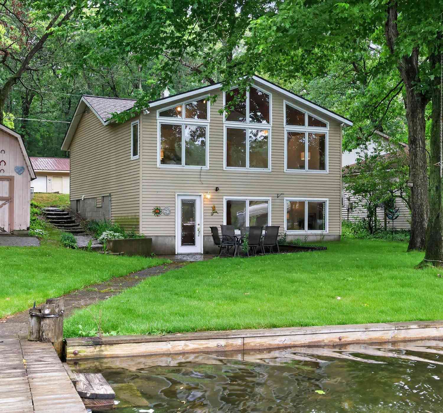 Homes For Sale - 8365 S Spruce Avenue<br/> Newaygo, MI 49337