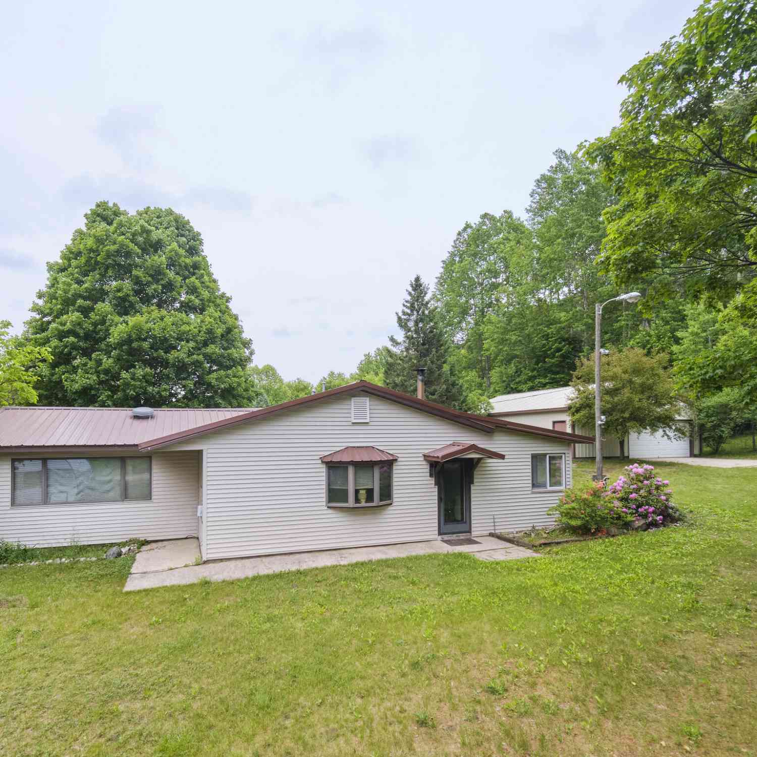 Homes For Sale - 6712 Lumley Road<br/> Manistee County, Bear Lake, MI 49614